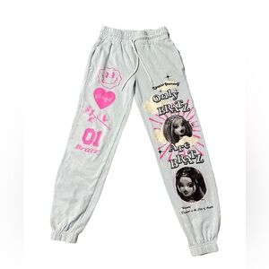 Bratz Graphic Sweatpants – XS – Y2K Nostalgia
